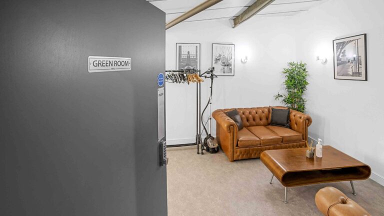 Green Room Cineview Studios 768x432