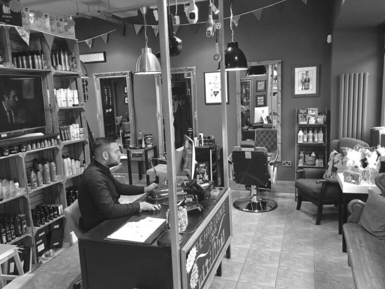 Hair Lounge Home Hub BG 1 768x576