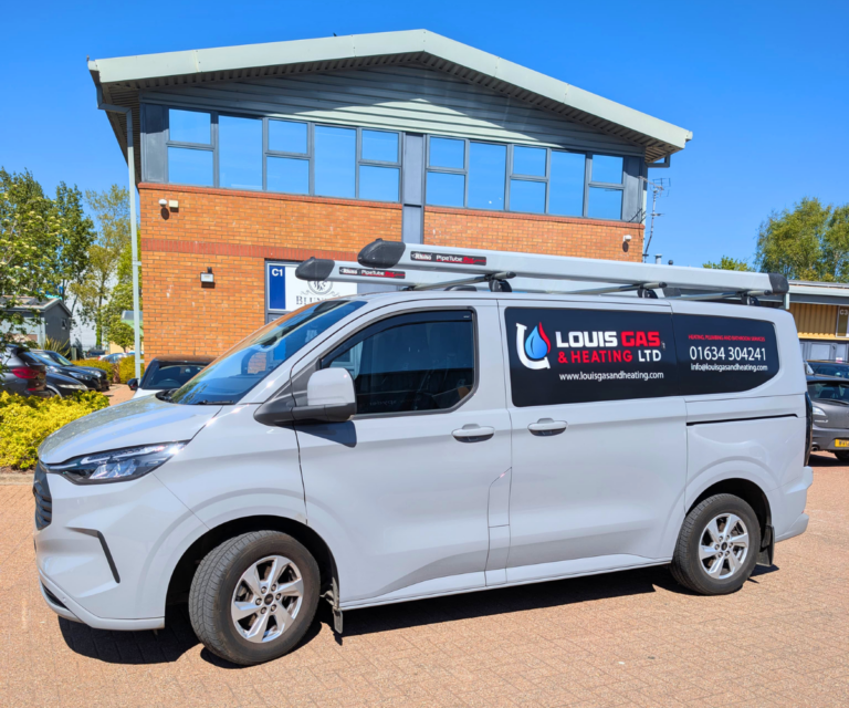 LOUIS GAS AND HEATING LTD Heating Engineer Medway Gas Safe engineer Medway 768x640